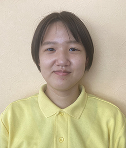 吉田 綾香